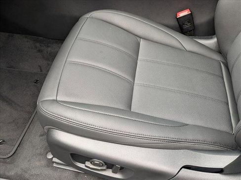 New 2026 Land Rover Range Rover Evoque S image 4