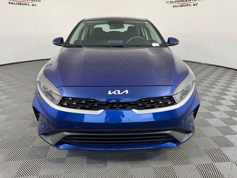 Used 2022 Kia Forte LXS w/ LXS Technology Package FWD image 5