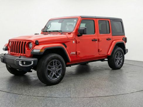 Used 2025 Jeep Wrangler Sport S image 3