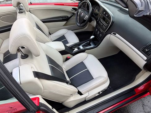 Used 2010 Saab 9-3 Aero w/ Aero Premium Package image 21