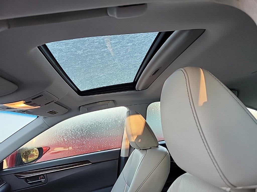 Used 2013 Lexus ES 350 w/ Luxury Pkg FWD image 7