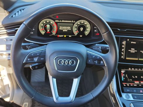 Used 2021 Audi Q8 Premium Plus w/ Premium Plus Package image 23