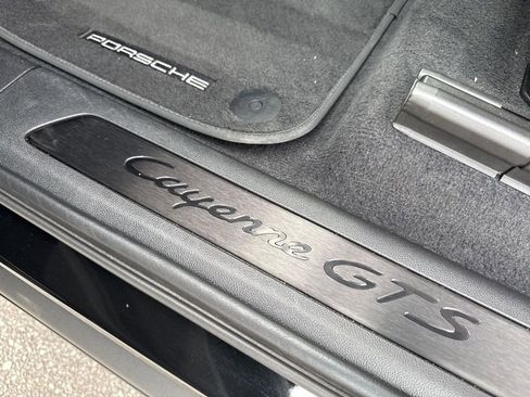 Used 2023 Porsche Cayenne GTS image 22