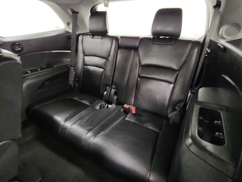Used 2018 Honda Pilot Touring image 26