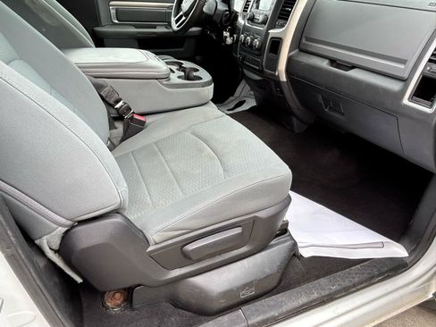 Used 2013 RAM 1500 Classic SLT AWD/4WD image 10