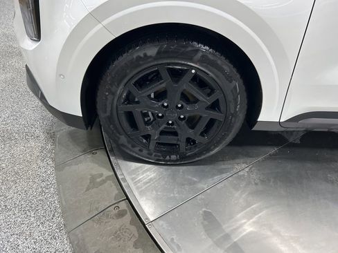 New 2026 Kia Carnival SX Prestige image 38