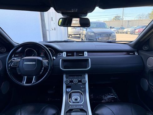 Used 2017 Land Rover Range Rover Evoque HSE image 12