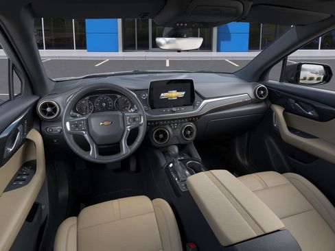 New 2025 Chevrolet Blazer Premier image 15