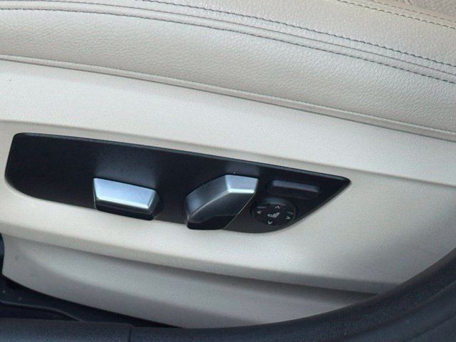 Used 2020 BMW 540i xDrive w/ Premium Package AWD/4WD image 23
