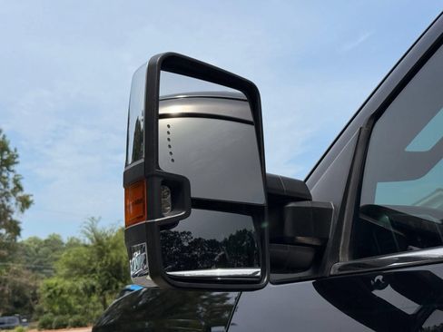 Used 2018 Chevrolet Silverado 2500 LTZ w/ Duramax Plus Package AWD/4WD image 13