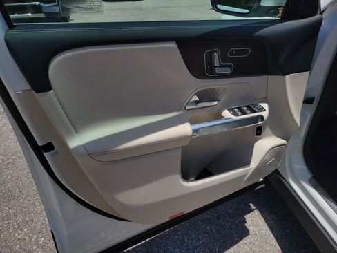 Certified 2026 Mercedes-Benz GLB 250 image 19