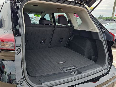 Certified 2026 Nissan Rogue S FWD image 20