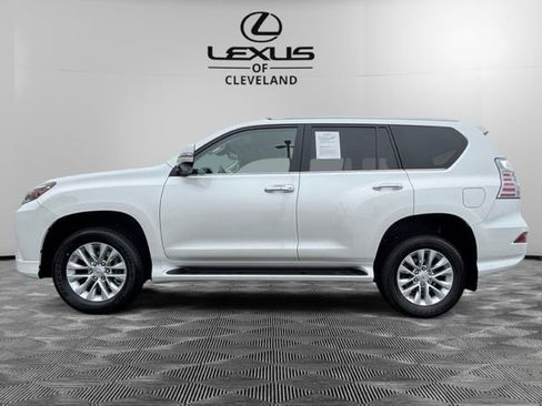 Used 2023 Lexus GX 460 Premium image 3