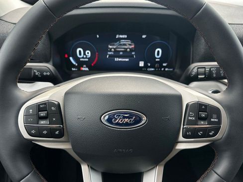 New 2026 Ford Explorer Active image 22
