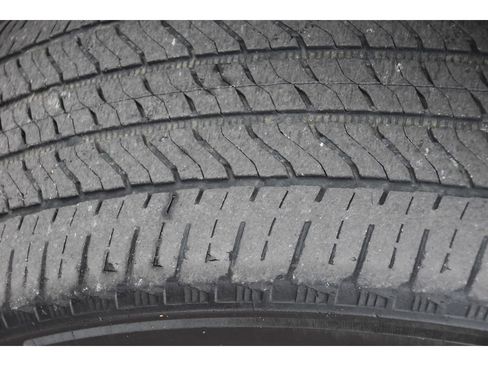 Certified 2024 Cadillac Escalade Premium Luxury image 11