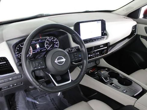 Certified 2023 Nissan Rogue SL w/ SL Premium Package FWD image 18