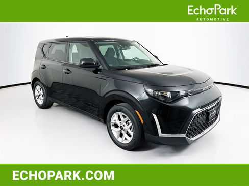Used 2025 Kia Soul LX w/ LX Technology Package image 1