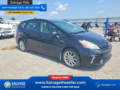 Used 2014 Toyota Prius V Five FWD image 5