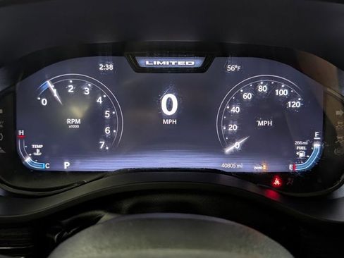 Used 2023 RAM 1500 Limited image 3