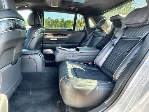 Used 2026 Genesis G90 3.5T AWD/4WD image 4