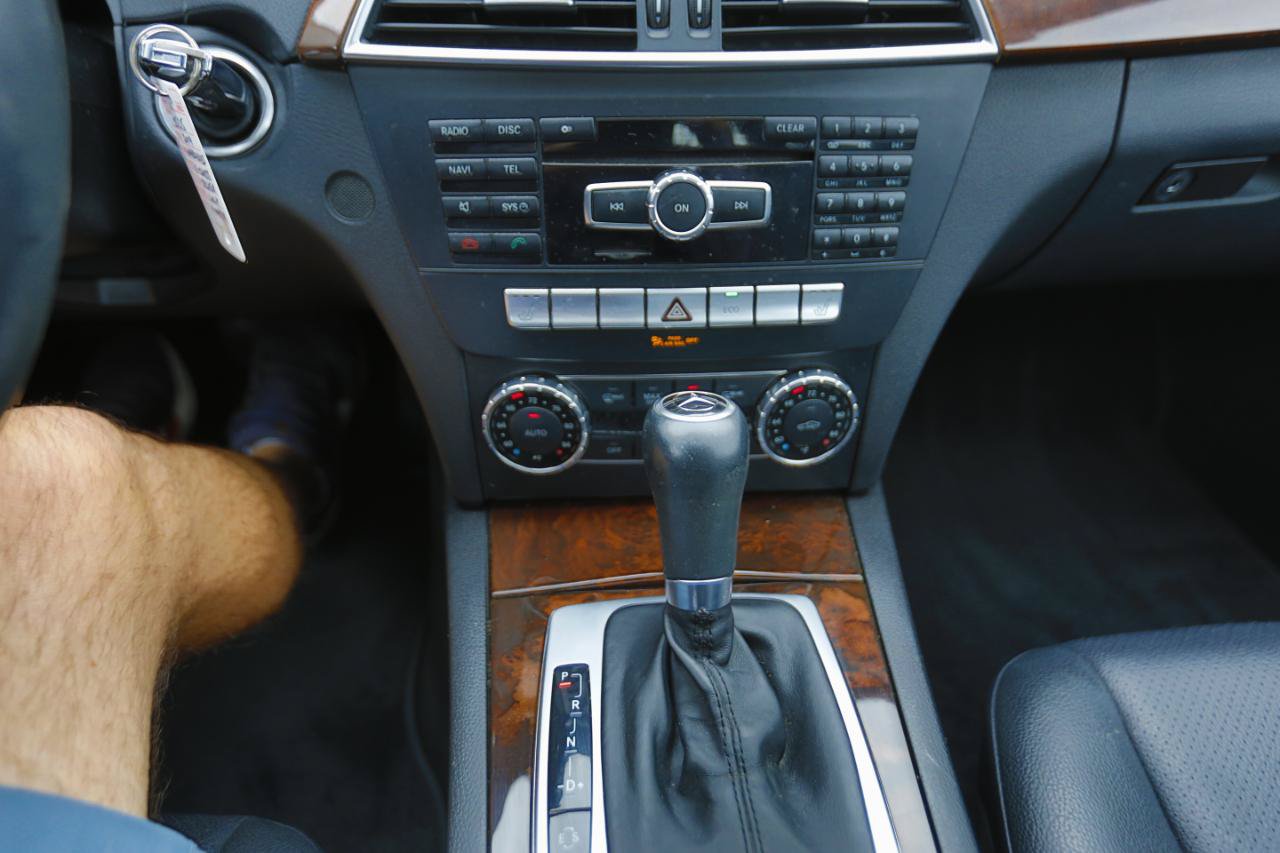 Used 2014 Mercedes-Benz C 300 4MATIC Sedan image 8