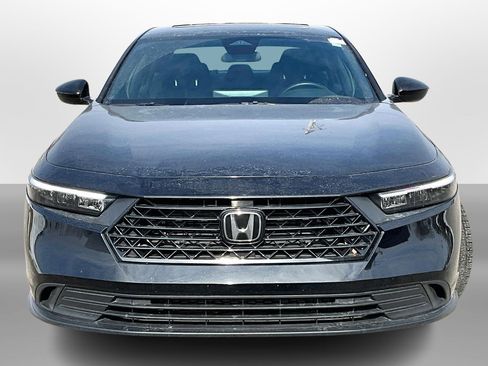 Used 2024 Honda Accord Sport image 3