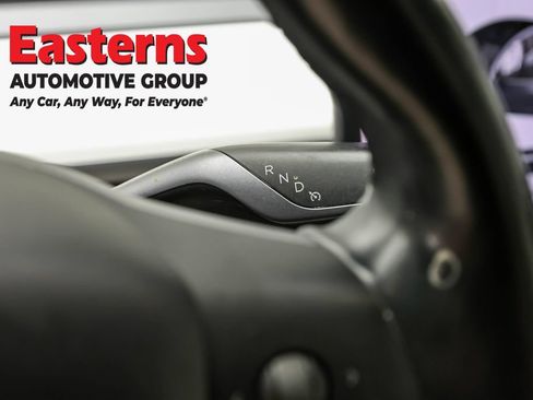 Used 2019 Tesla Model 3 Standard Range RWD image 12