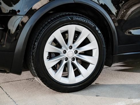 Used 2017 Tesla Model X 75D image 58