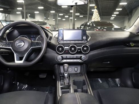 Used 2020 Nissan Sentra S image 18