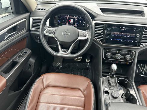Used 2023 Volkswagen Atlas SEL Premium AWD/4WD image 18