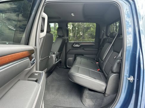 Certified 2026 GMC Sierra 2500 Denali w/ Denali Reserve Package AWD/4WD image 25