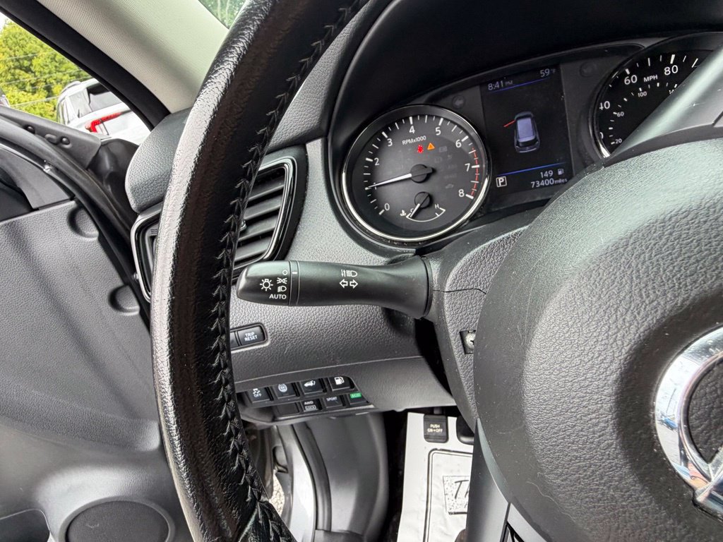 Used 2020 Nissan Rogue SV AWD/4WD image 29