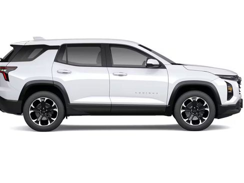 New 2026 Chevrolet Equinox LT image 3