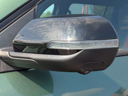 New 2027 Chevrolet Traverse RS FWD image 36