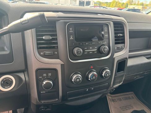 Used 2014 RAM 1500 Express image 12