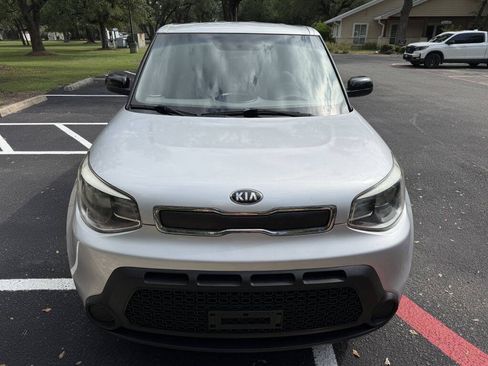 Used 2015 Kia Soul FWD image 8