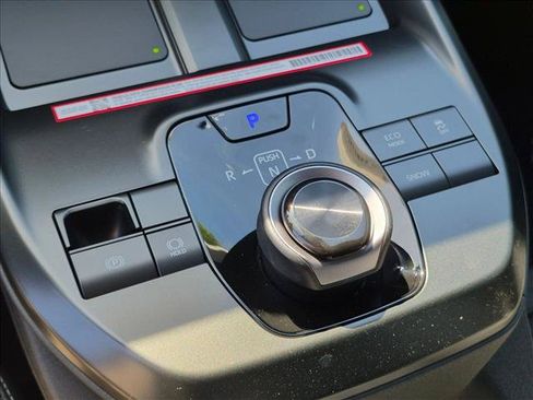 New 2026 Toyota C-HR AWD/4WD image 11