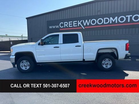 Used 2018 GMC Sierra 2500 4x4 Crew Cab w/ Sierra Convenience Package image 6
