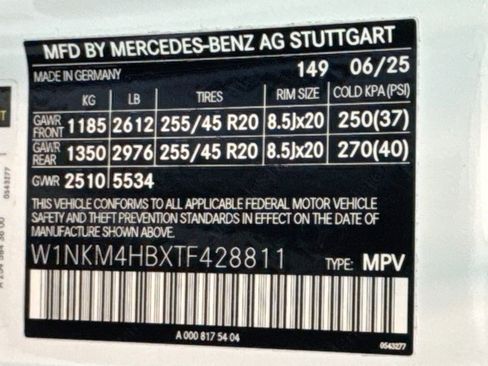 Certified 2026 Mercedes-Benz GLC 300 4MATIC image 31