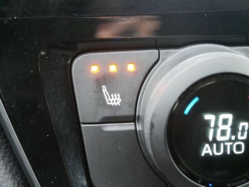 Used 2024 Toyota Grand Highlander AWD image 23