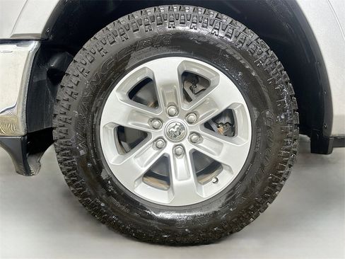 Used 2020 RAM 1500 Laramie image 35