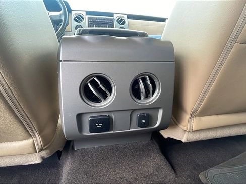 Used 2012 Ford F150 Lariat image 13