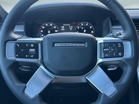 New 2026 Land Rover Discovery Limited Edition AWD/4WD image 8
