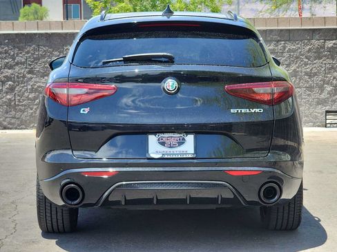 Used 2023 Alfa Romeo Stelvio Veloce AWD/4WD image 7