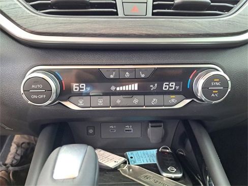 New 2025 Nissan Altima 2.5 SL image 44