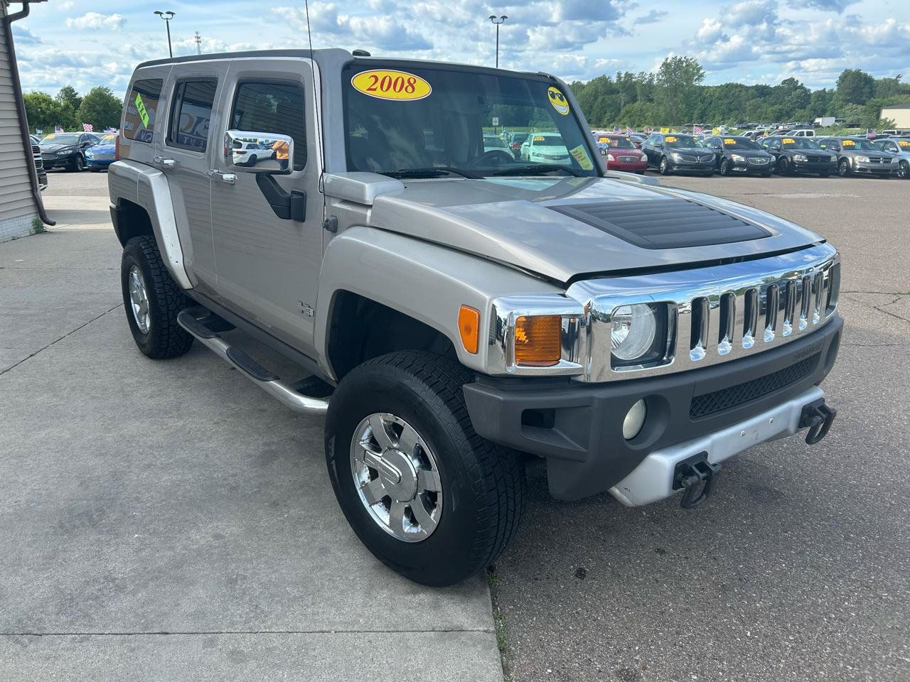 Used 2008 HUMMER H3 Luxury AWD/4WD image 3
