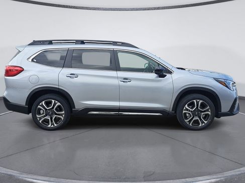 New 2026 Subaru Ascent Limited AWD/4WD image 2