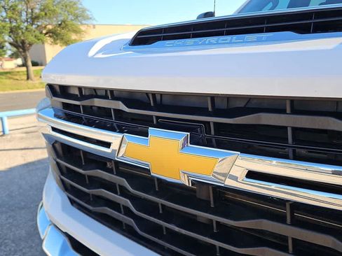 Used 2024 Chevrolet Silverado 2500 LT w/ Convenience Package AWD/4WD image 13