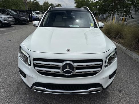 Used 2022 Mercedes-Benz GLB 250 4MATIC w/ Premium Package Lite image 8