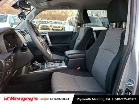 Used 2024 Toyota 4Runner SR5 image 16